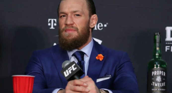 Ex-Bellator esbanja confiança sobre hipotético duelo contra Conor McGregor