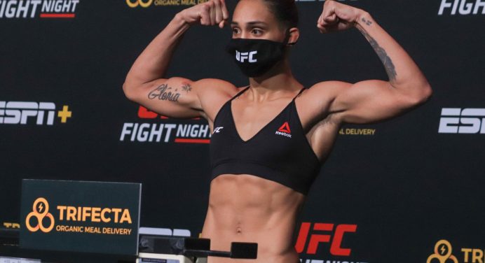 Sem lutar no UFC Vegas 16, Taila Santos é confirmada em evento do dia 19 de dezembro