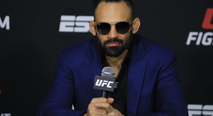 Michel Pereira manda recado aos rivais de sua categoria no UFC: “Se preparem e treinem”