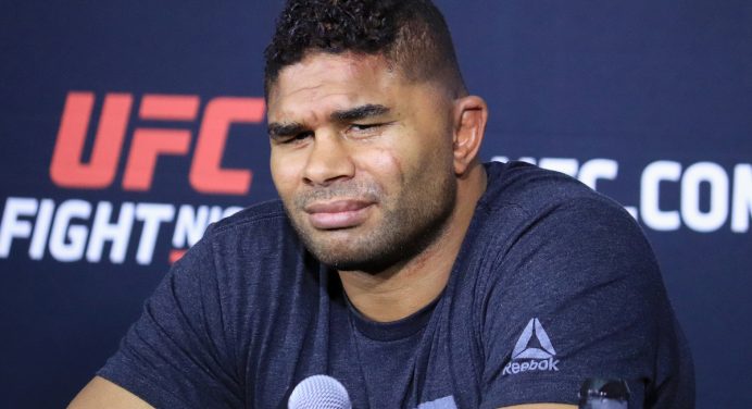 Aos 40 anos, Overeem anuncia ‘última corrida’ para tentar conquistar cinturão do UFC