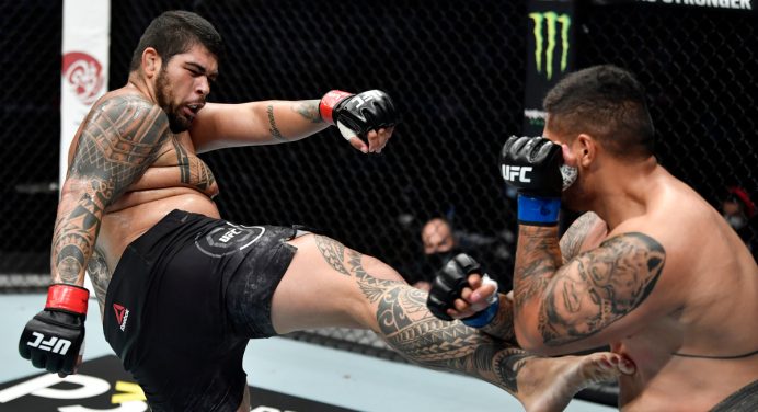 É do Brasil! Carlos ‘Boi’ e Vanessa Melo vencem no card preliminar do UFC Fight Island 7