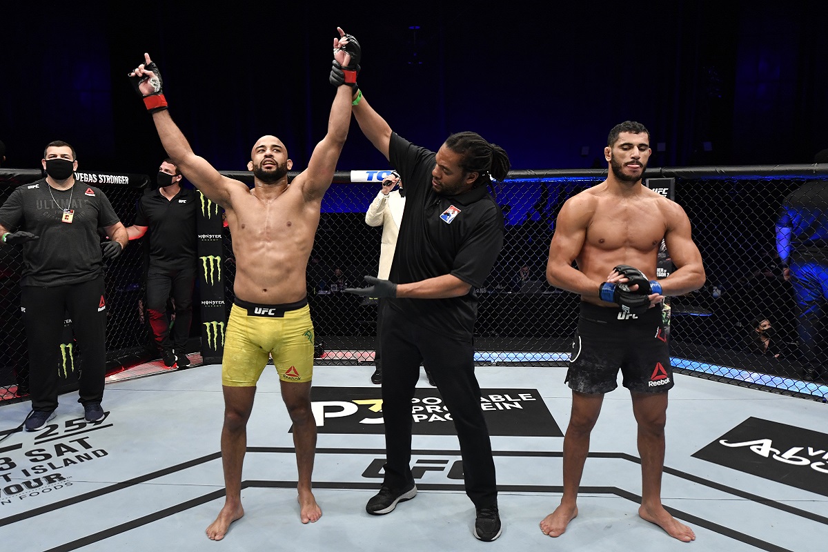 Warlley Alves nocauteia tunisiano no UFC Fight Island 8 e desafia Nate Diaz