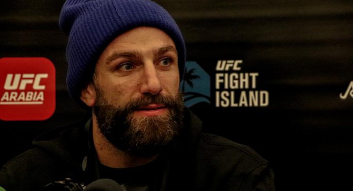 Michael Chiesa critica atitudes de Covington e ataca: “É um m**** de ser humano”