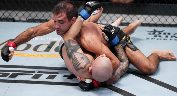 Rani Yahya mostra jiu-jitsu afiado e finaliza americano no 2º round