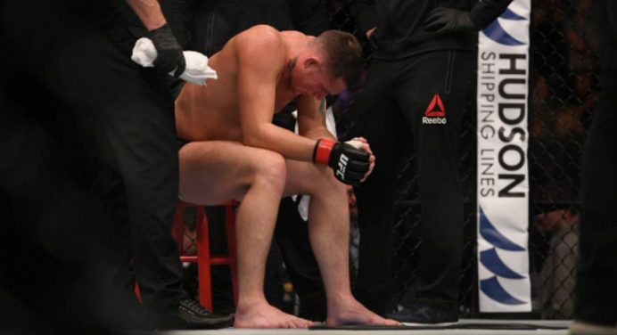 Darren Till revela que fratura na clavícula o tirou de duelo contra Marvin Vettori