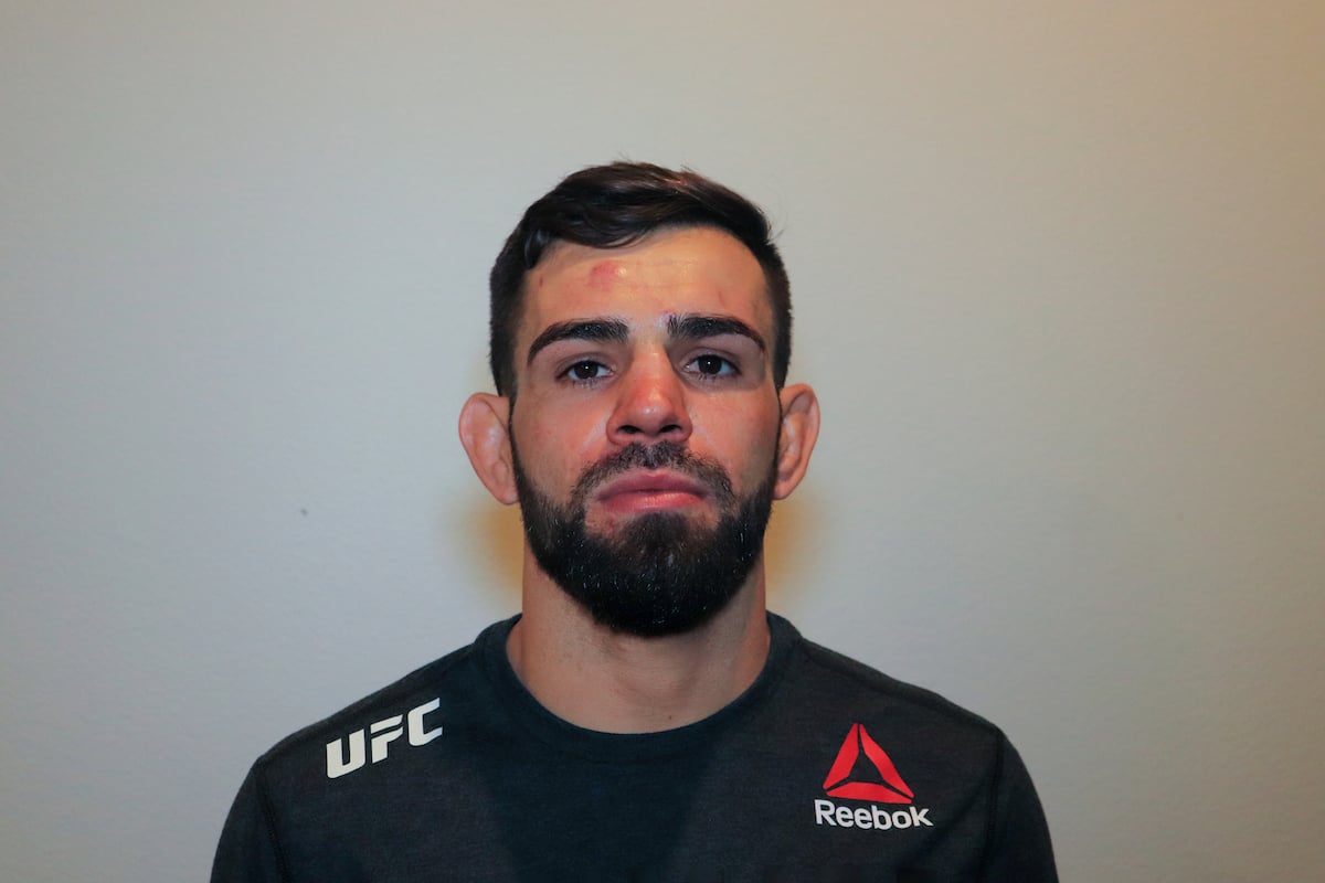 Empolgado por vencer pela primeira vez no UFC, ‘Bulldoguinho’ desafia Benavidez