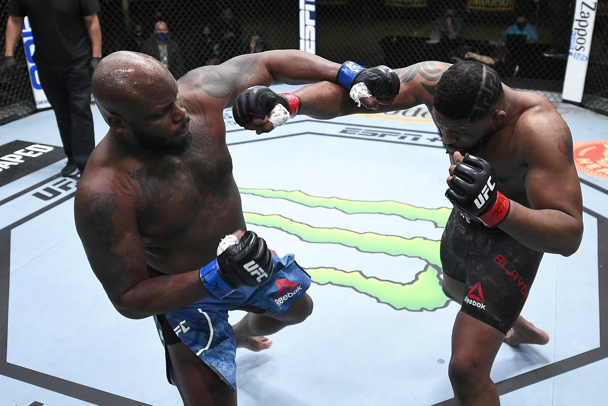 Mike Tyson elogia Derrick Lewis e elege luta com Blaydes a “melhor do ano” no UFC