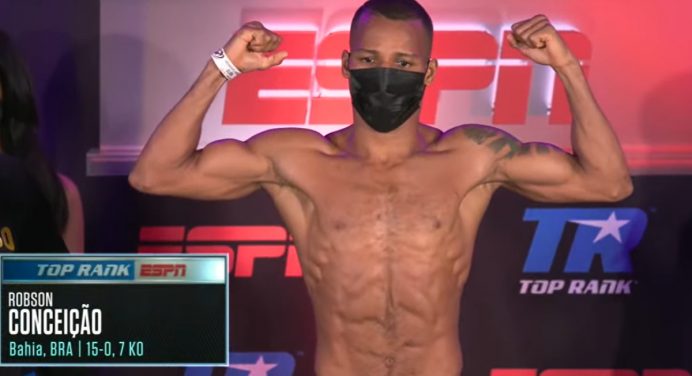 Robson Conceição passa tranquilo por pesagem e confirma nova luta nos EUA