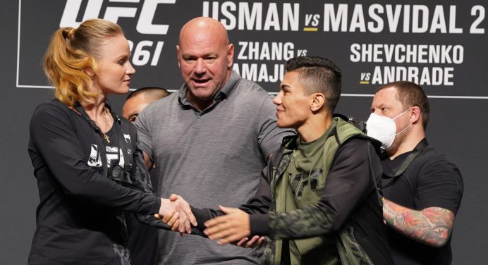 Em busca de 2º título, Jéssica Andrade assume posto de grande zebra no UFC 261