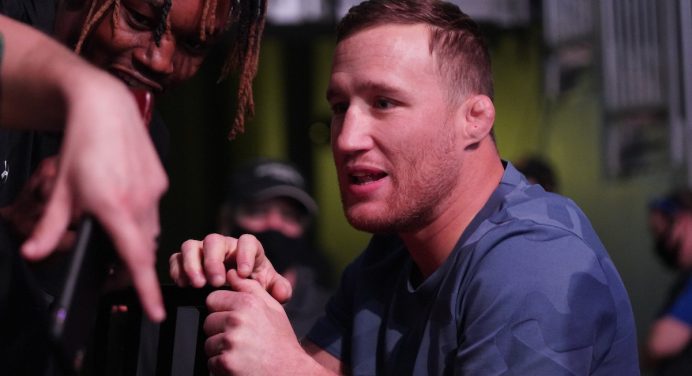 Gaethje projeta revanche com Poirier pelo título e promete “replay da melhor luta de 2018”