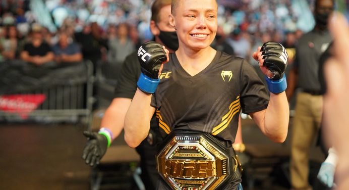 Namajunas admite esperar melhor versão de Zhang em revanche pelo título do UFC