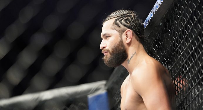 Masvidal acusa Herb Dean de ‘perseguição’ e não quer mais vê-lo em suas lutas no UFC