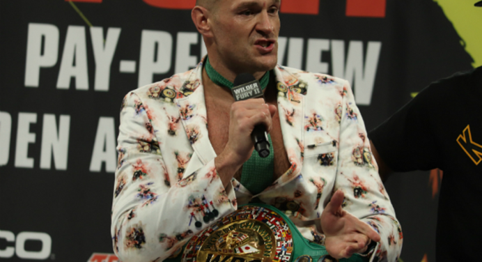 Tyson Fury ataca postura de Wilder ao negar cumprimento após luta: “Mau perdedor”