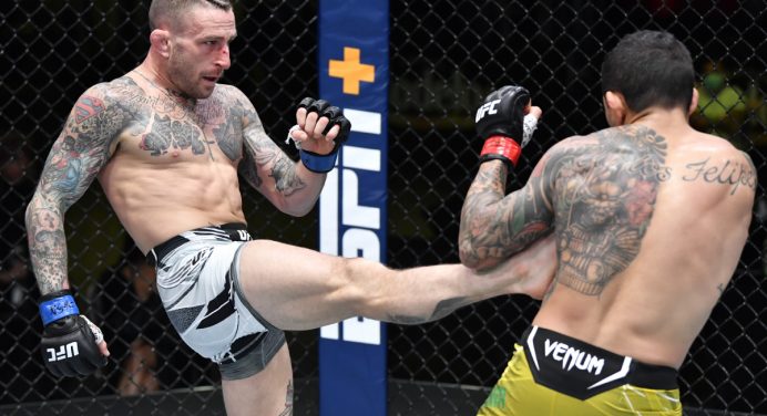 Carlos Diego começa bem, mas cansa e é nocauteado por rival no UFC Vegas 26