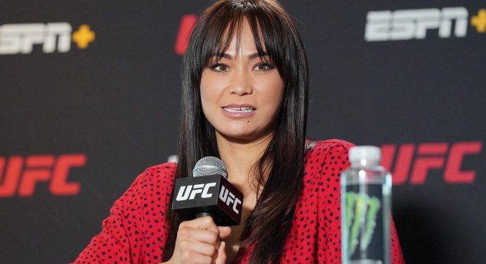 Lutadora do UFC, Michelle Waterson revela que lesão pode encerrar sua carreira