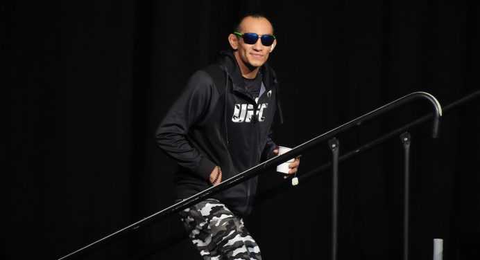 Tony Ferguson afirma que vai encerrar a má fase ao nocautear Dariush no UFC 262