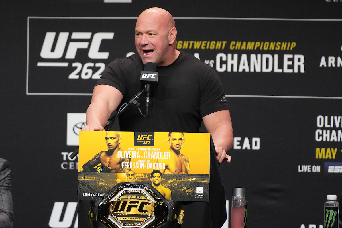 Dana White apoia decisão de promessa do UFC por trocar os palhas pelos moscas