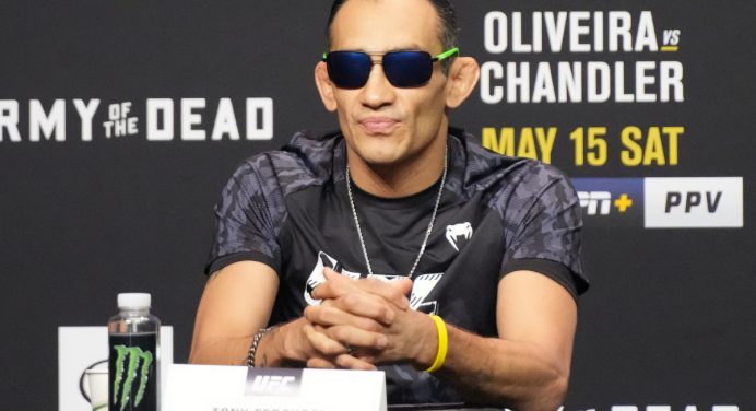 Em má fase no UFC, Tony Ferguson nega rumor de aposentadoria: “Estou chateado”