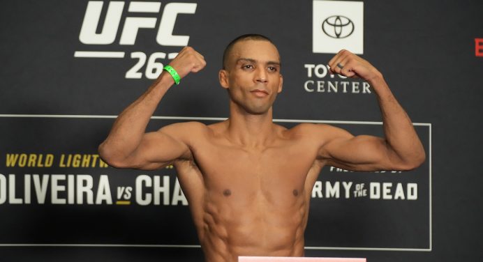 De olho na antiga divisão, Edson Barboza aposta em ‘Do Bronx’ como novo campeão