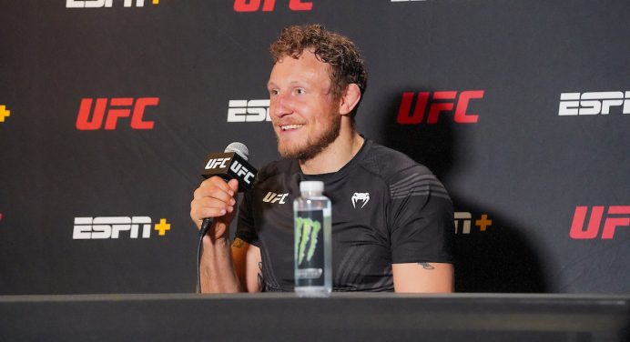 Jack Hermansson desafia ‘Borrachinha’ e Whittaker após vencer no UFC Vegas 27