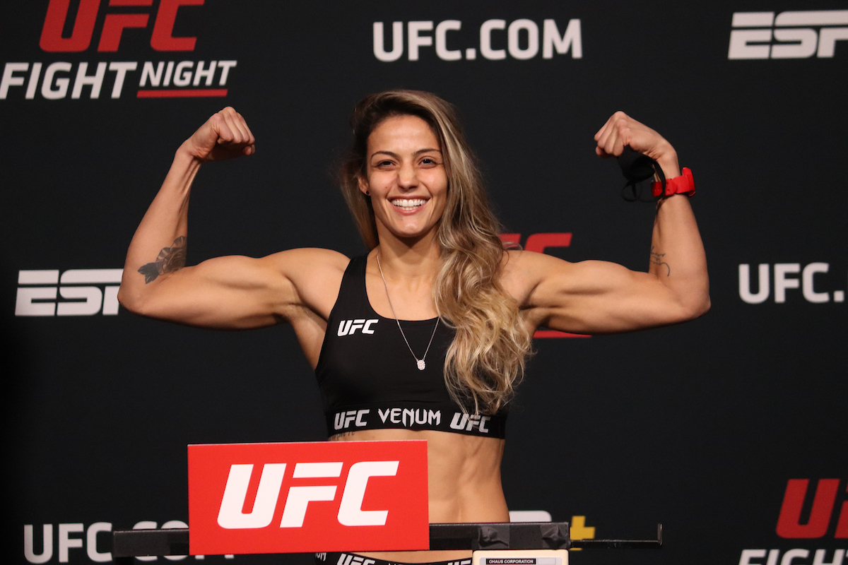 Poliana Botelho analisa troca de adversárias durante camp e explica derrotas no UFC