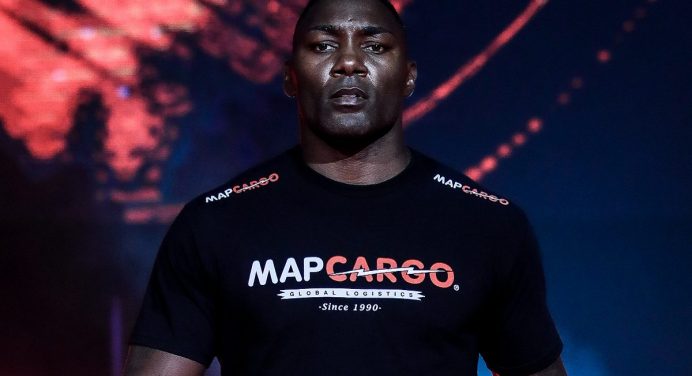 Anthony Johnson rebate Buffer por sugerir que atletas perdem relevância fora do UFC