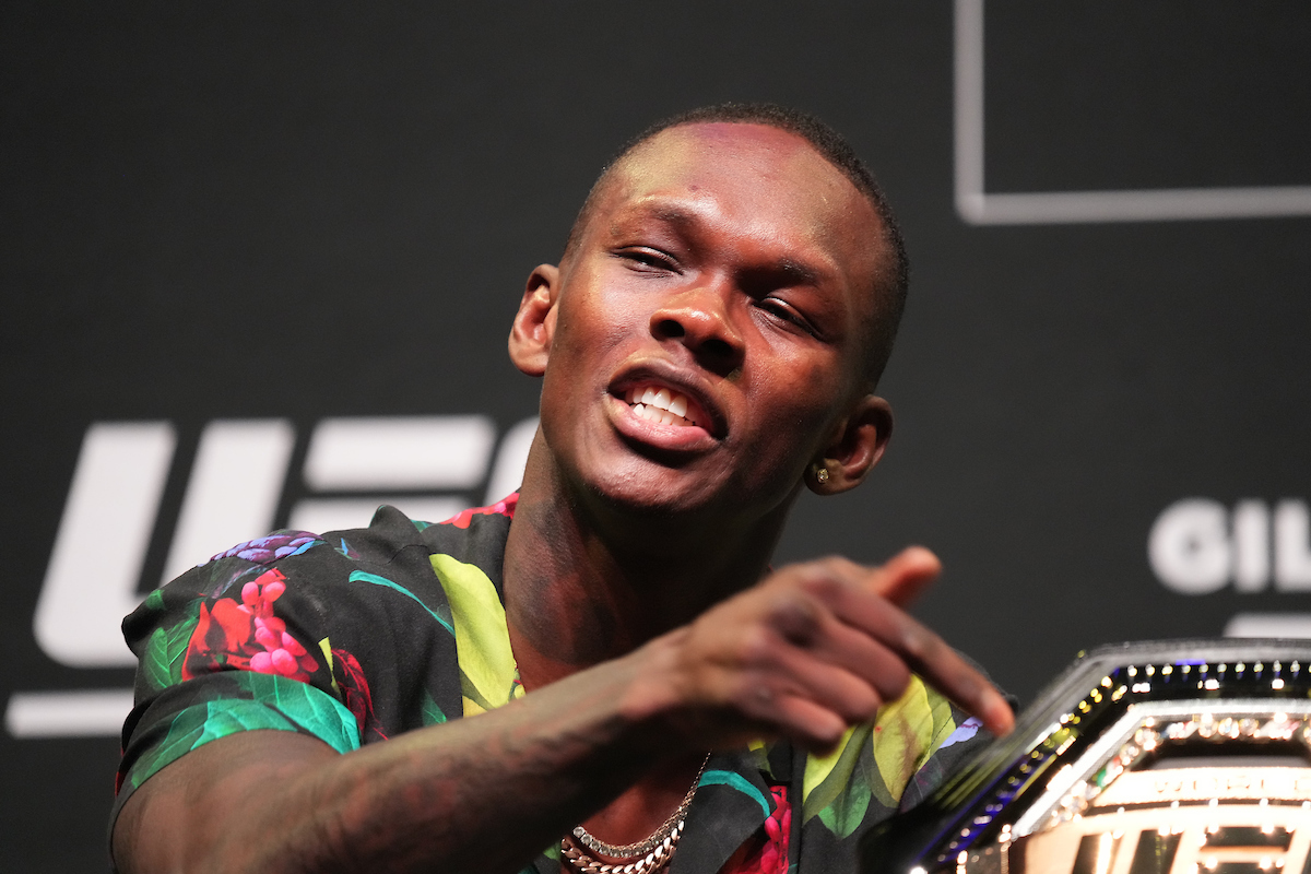Israel Adesanya ataca Whittaker antes de revanche no UFC 271: “Não é boa pessoa”