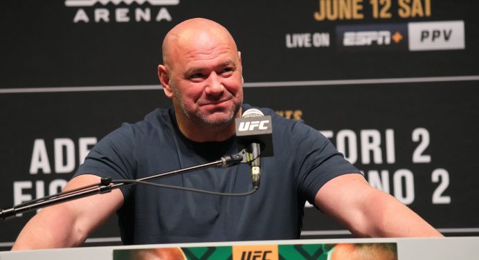 Dana White afirma que boa fase de Jake Paul é passageira: “A vida útil dele é curta”