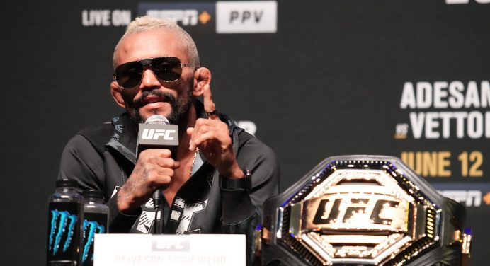 Deiveson Figueiredo exalta papel do empresário para conseguir trilogia com Moreno