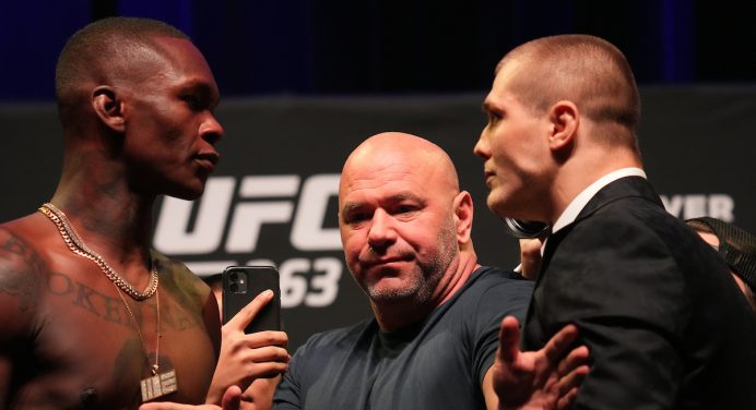 Adesanya e Vettori protagonizam ‘barraco’ em coletiva de imprensa do UFC 263