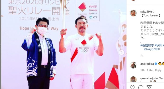 Lenda do MMA, Kazushi Sakuraba carrega a tocha Olímpica no Japão