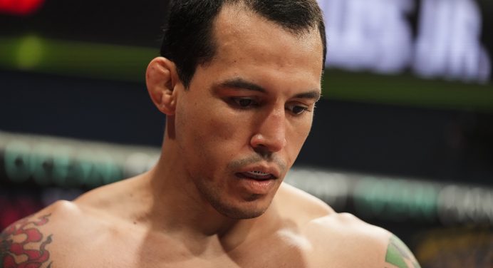 Irmão de Sidney Magal e ex-UFC, Vinny Magalhães é preso nos EUA