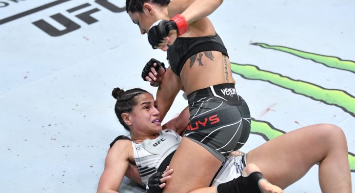 Glorinha de Paula é nocauteada em um minuto e amarga segunda derrota no UFC