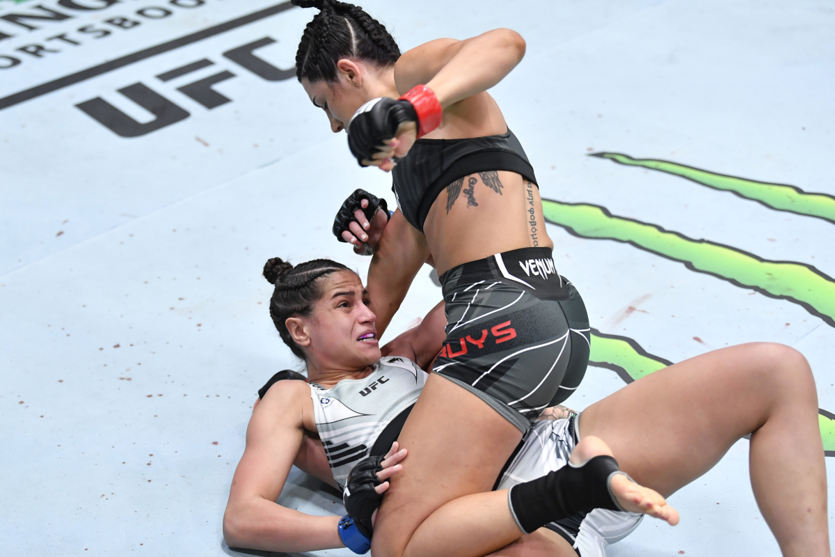 Glorinha de Paula é nocauteada em um minuto e amarga segunda derrota no UFC