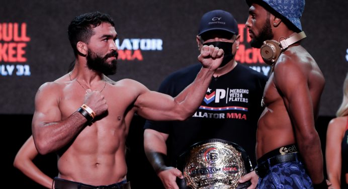 AJ McKee apaga Patricio Pitbull e leva prêmio de um milhão de dólares no Bellator