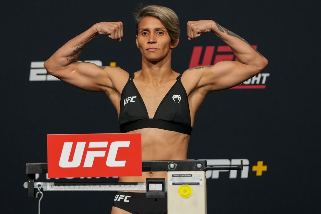 Amanda Lemos Cogita Pedir Title Shot Em Caso De Vitória Sobre Bate