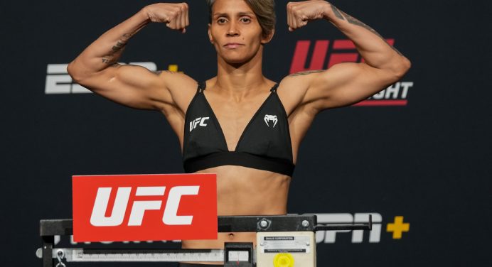Amanda Lemos cogita pedir ‘title shot’ em caso de vitória sobre ‘Bate-Estaca’ no UFC