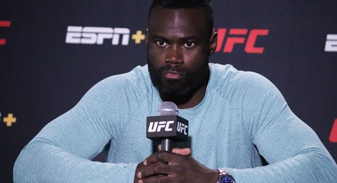 Ex-UFC, Uriah Hall encara ex-astro da NFL no card de Anderson Silva vs Jake Paul