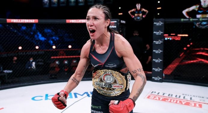 Em luta apertada, Juliana Velasquez defende o cinturão dos moscas do Bellator