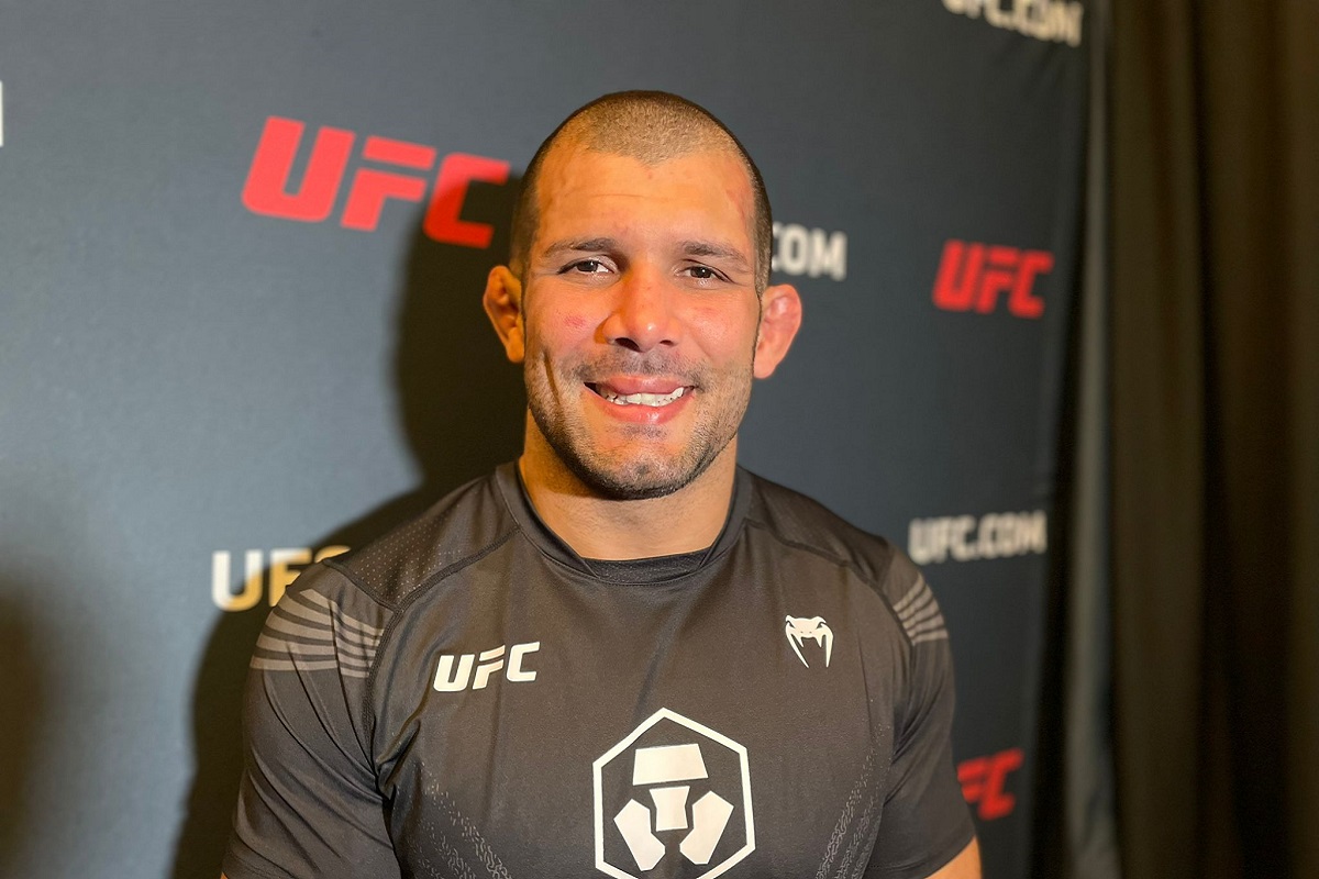 Rodolfo Vieira celebra evolução na trocação em vitória no UFC Vegas 31: “Grande teste”