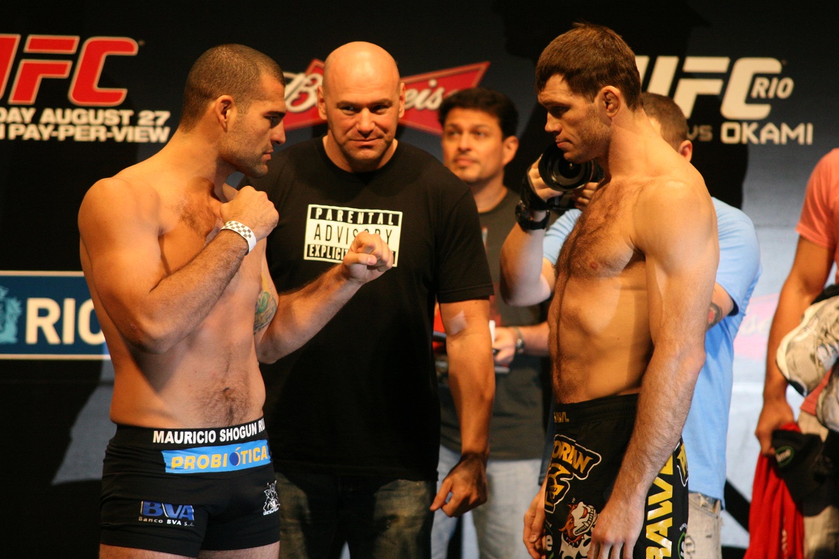 Astros do UFC Rio 1 exaltam energia da torcida em show que mudou o MMA nacional