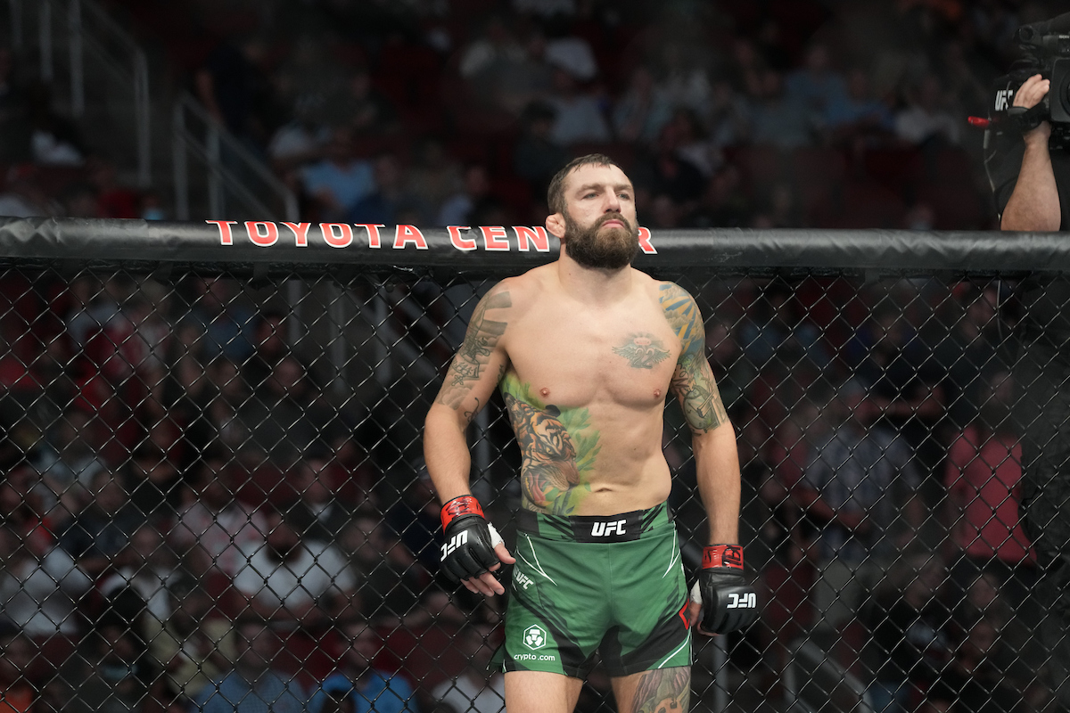 Chiesa elogia e reconhece superioridade de Vicente Luque no UFC: “Lutador com classe”