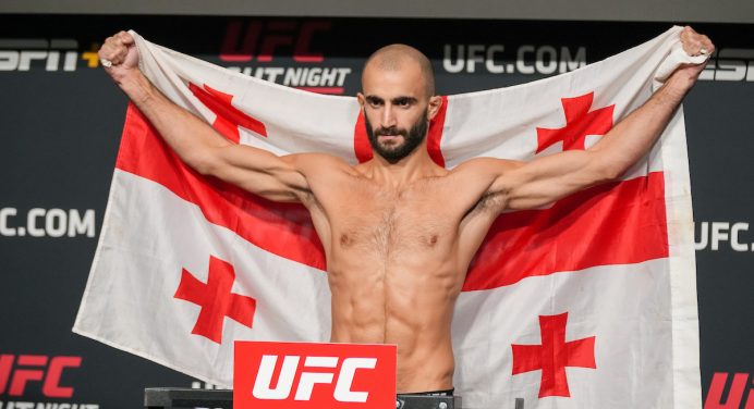 Assista ao vivo a pesagem do UFC Vegas 46, primeiro evento de 2022