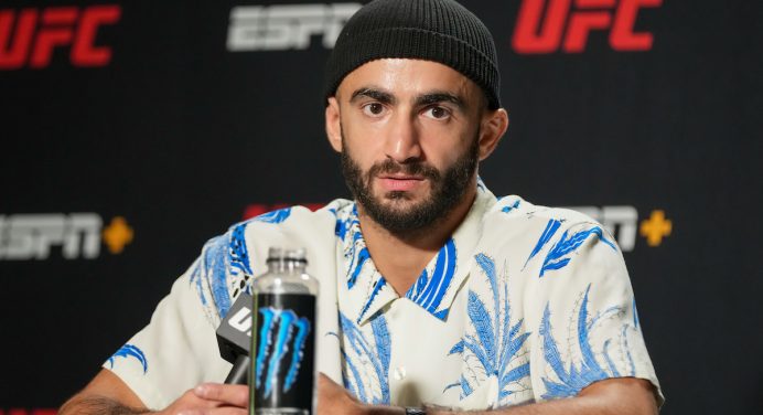 Chikadze mostra indignação com atualização do ranking: “Tenho que estar no top 5”