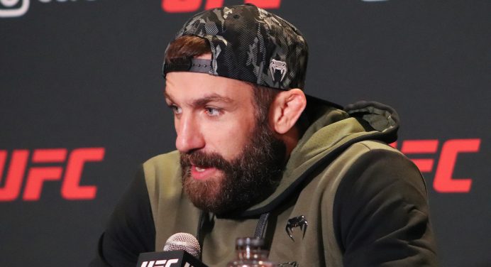 Michael Chiesa demonstra respeito e rasga elogios a Vicente Luque: “Muito perigoso”