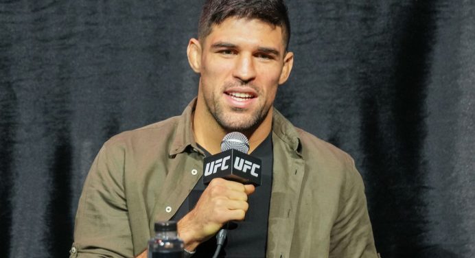 Vicente Luque abre as portas para confronto contra Khamzat Chimaev: “Grande luta”