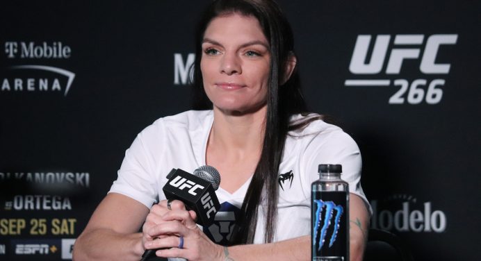 Despedida! Rival de Eduarda Ronda revela intenção de se aposentar no UFC Nashville