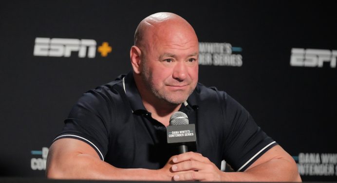 Dana defende UFC de críticas e revela acordo por sigilo salarial com lutadores