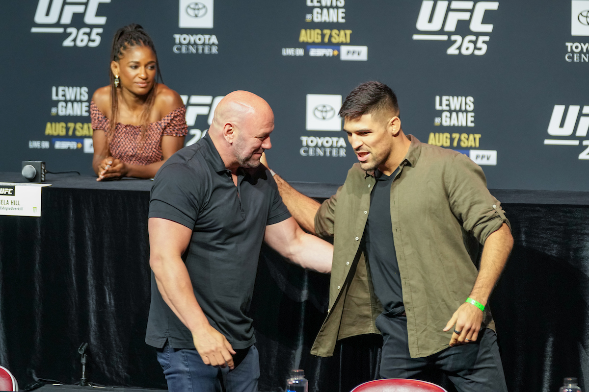 Vicente Luque e Nate Diaz trocam mensagens e alinham duelo no UFC