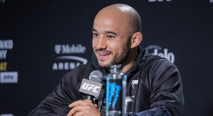 Marlon Moraes exalta subida para os pesos-penas: “Mais saudável”